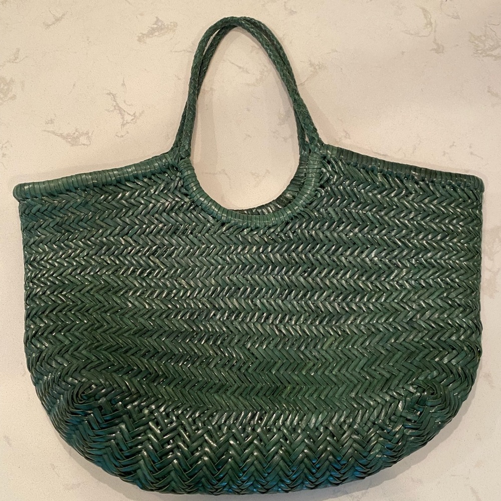 Dragon Diffusion - Nantucket large woven-leather basket bag (Green)
